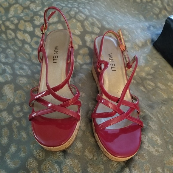 3/$50 Vaneli Red Patton Sandal Sz 6 - Picture 6 of 7